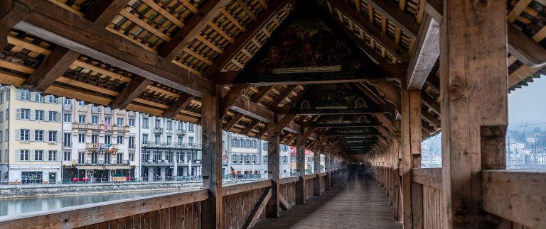 History on the Beginnings of Modern Architecture