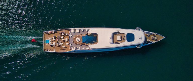 Benefits of a jacuzzi on a yacht charter