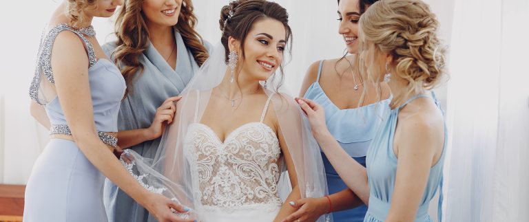 Autumn wedding with unique seasonal designs