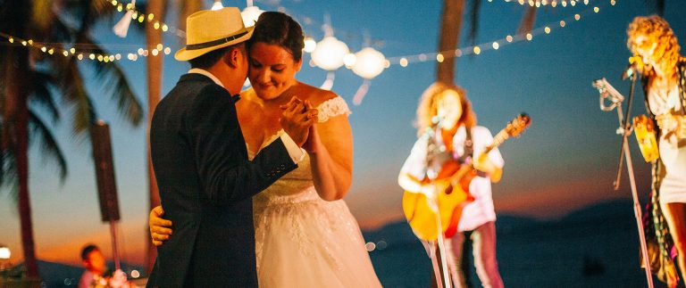 Vintage wedding ideas for a timeless look